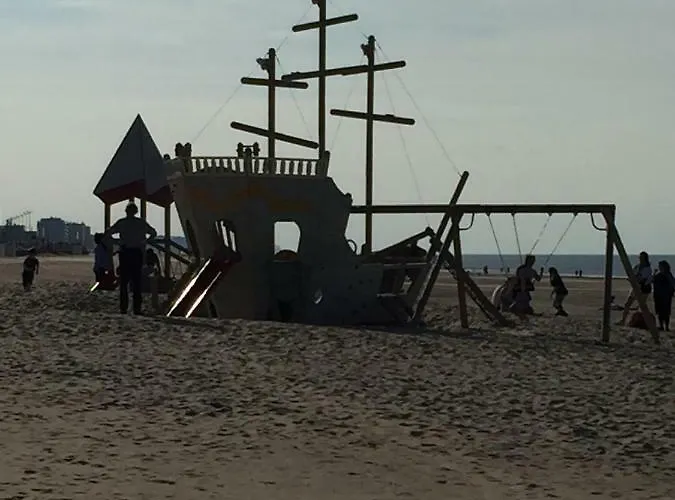 아파트 Poire Et Table 1