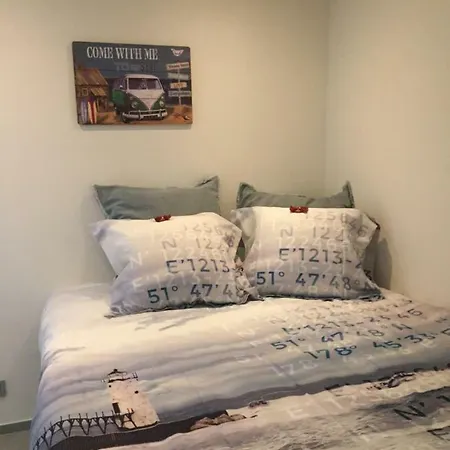 Poire Et Table 1 דירה *