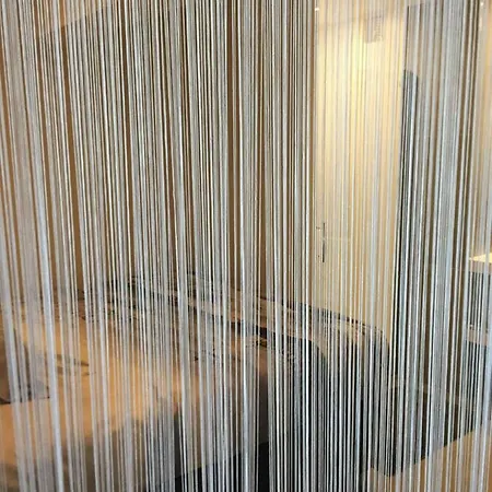 Poire Et Table 1 דירה *